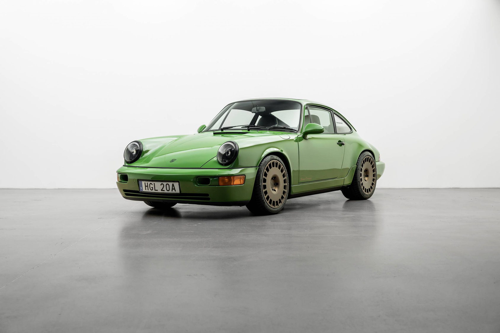 Homme | | Pre-Owned & Vintage Cars | Porsche 911 Carrera 4 “Redrum” ***SOLD***